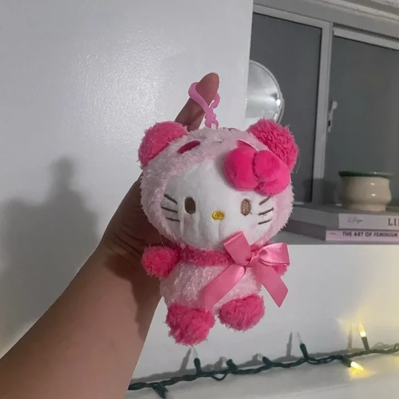 Hello kitty keychain - Picture 1 of 2